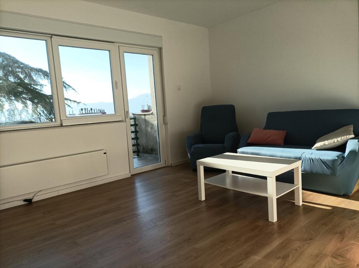 Apartment Pecine *
